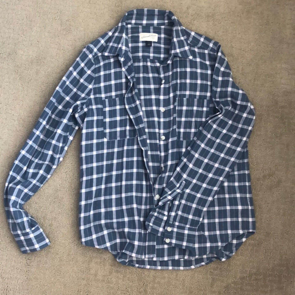 Universal Thread Plaid Button Down
